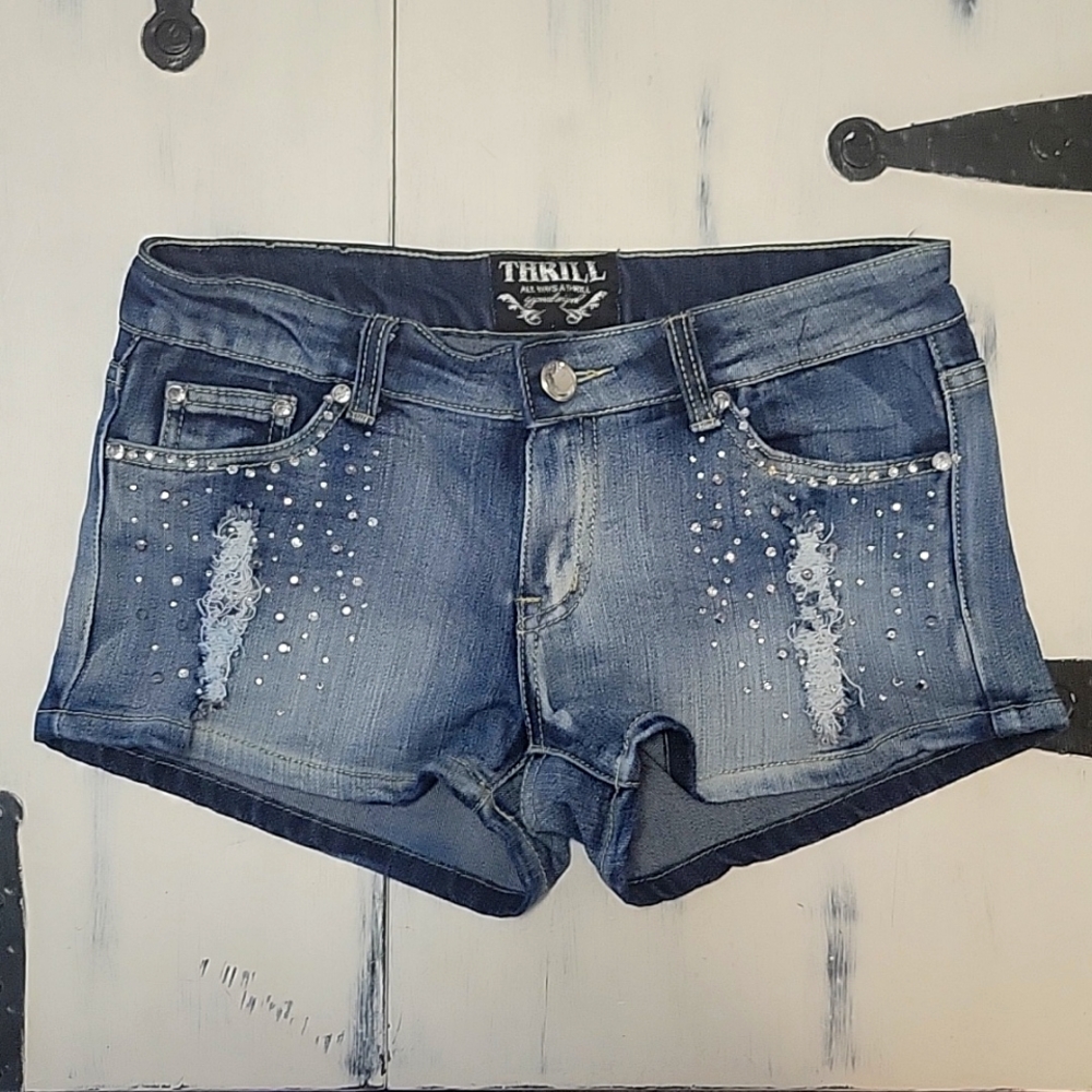 Thrill, junior sz 5 Jean shorts